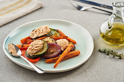Baked vegetables with pate caviar